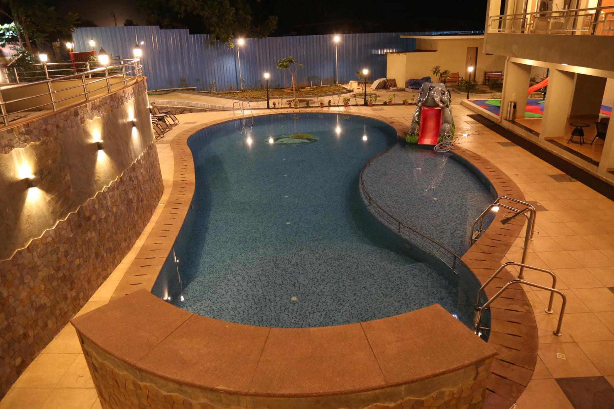 Vits Lonavala Hotel Exterior photo