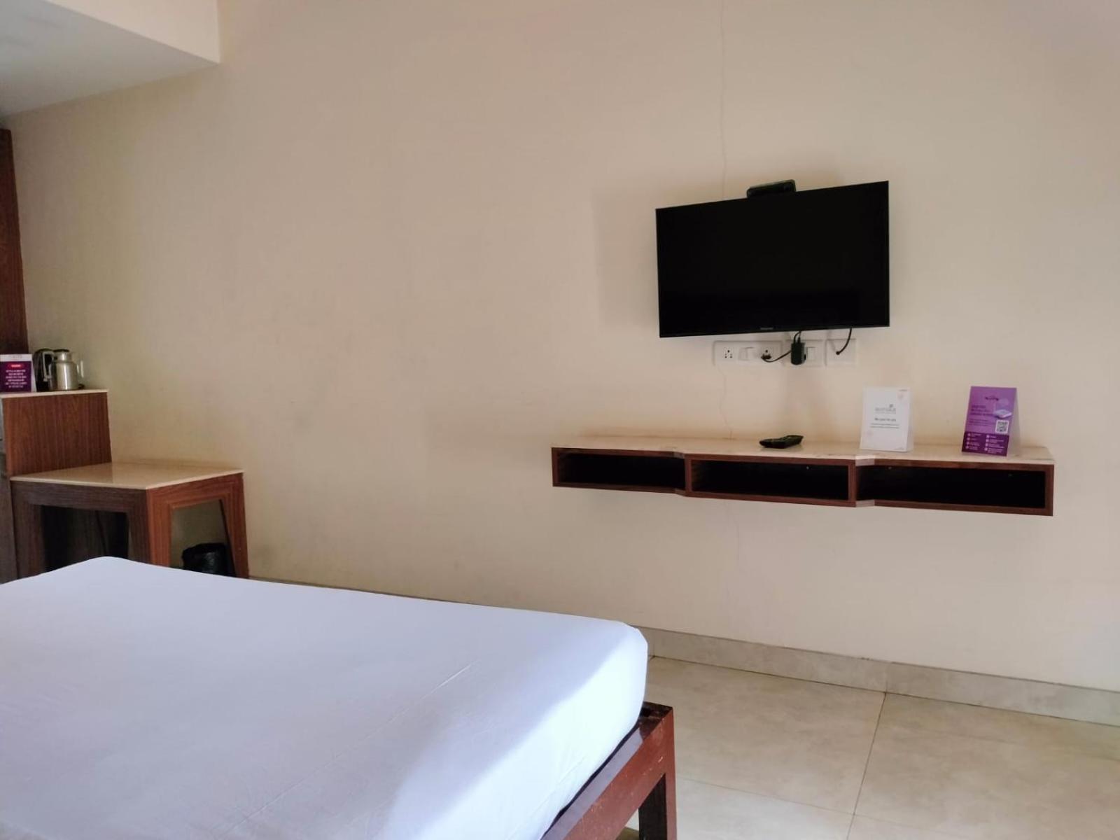Vits Lonavala Hotel Exterior photo