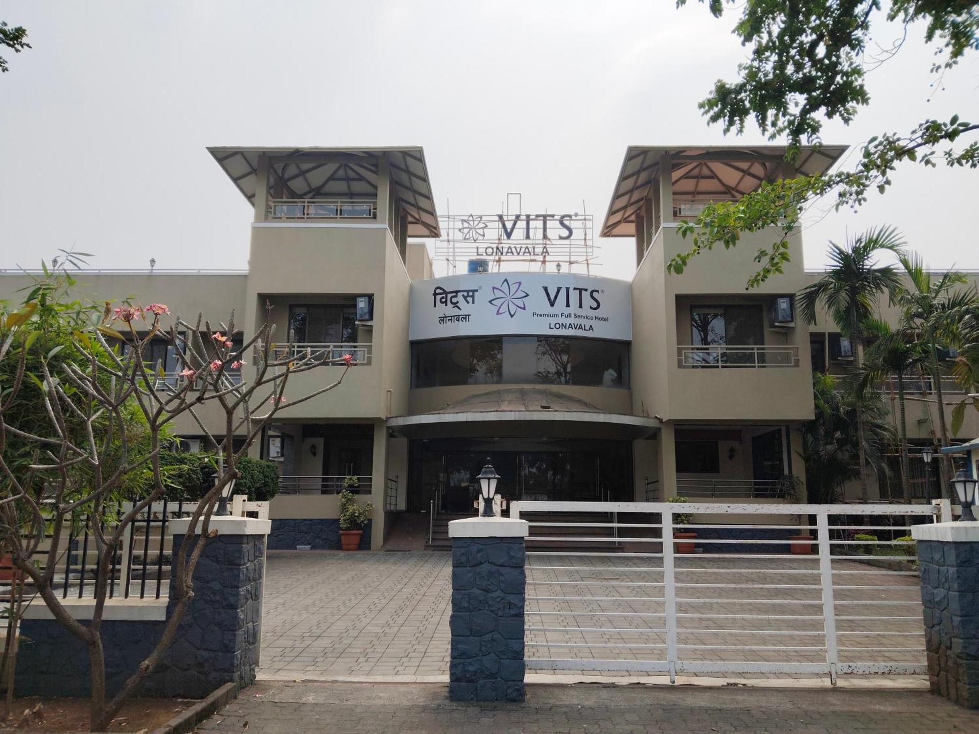 Vits Lonavala Hotel Exterior photo